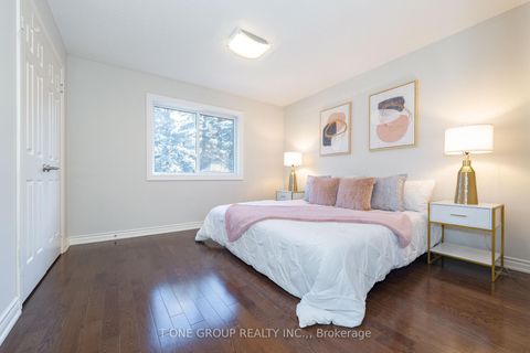 Photo 26 at 124 Aitken Circle, Unionville, Markham