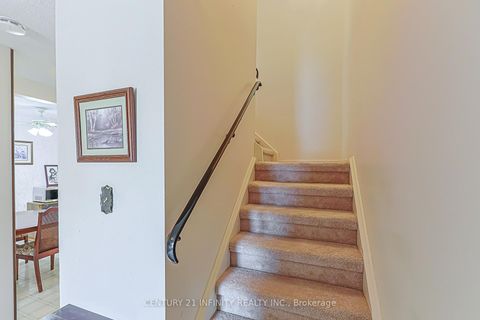 Photo 10 at 64 - 4662 Kingston Road, West Hill, Toronto