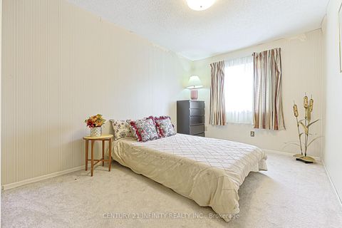 Photo 15 at 64 - 4662 Kingston Road, West Hill, Toronto