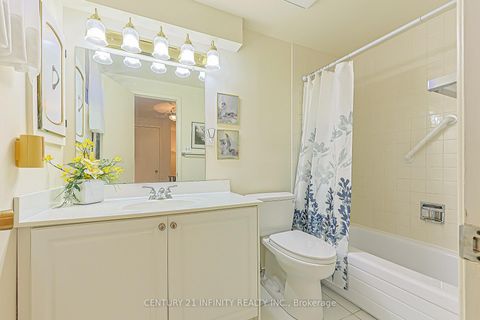 Photo 16 at 64 - 4662 Kingston Road, West Hill, Toronto