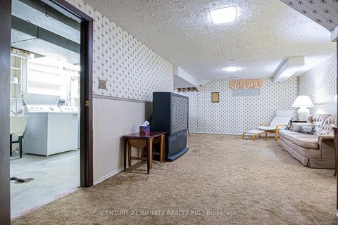 Photo 18 at 64 - 4662 Kingston Road, West Hill, Toronto