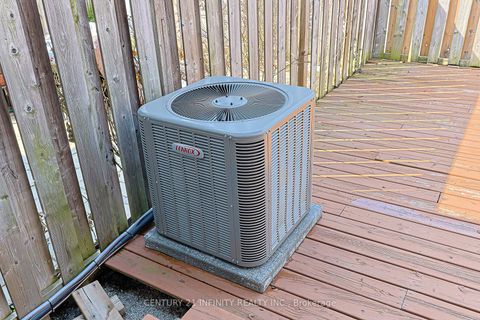 Photo 24 at 64 - 4662 Kingston Road, West Hill, Toronto