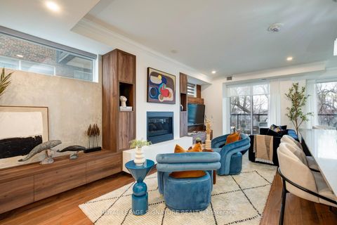 Photo 7 at 303 - 285 Avenue Road, Casa Loma, Toronto