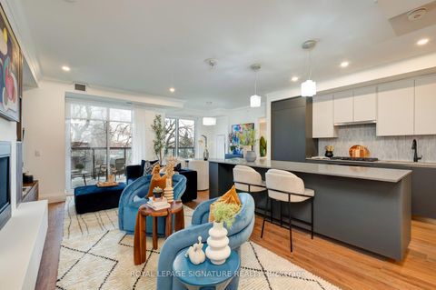 Photo 8 at 303 - 285 Avenue Road, Casa Loma, Toronto