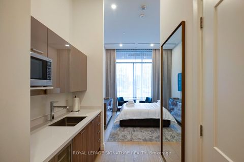 Photo 37 at 303 - 285 Avenue Road, Casa Loma, Toronto