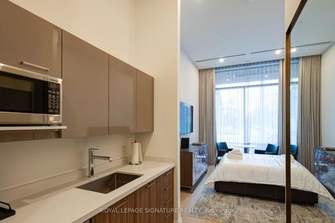 Photo 39 at 303 - 285 Avenue Road, Casa Loma, Toronto