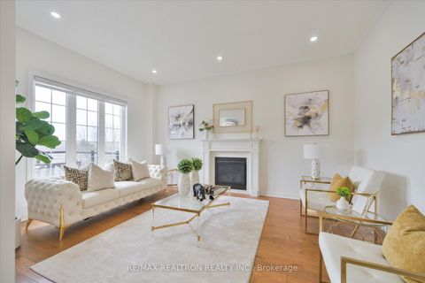 Photo 9 at 150 Crane Street, Rural Aurora, Aurora