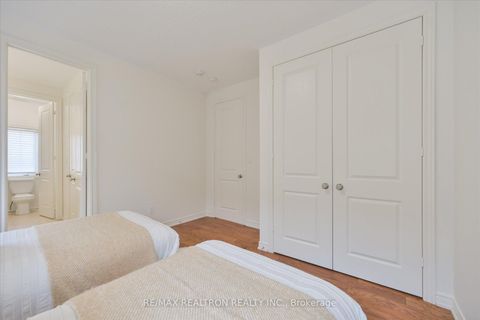 Photo 25 at 150 Crane Street, Rural Aurora, Aurora