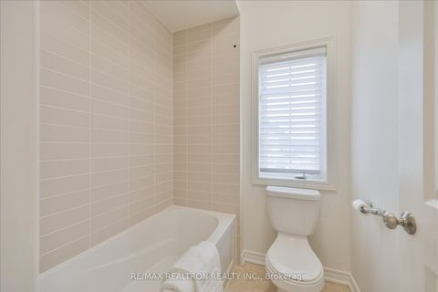 Photo 27 at 150 Crane Street, Rural Aurora, Aurora