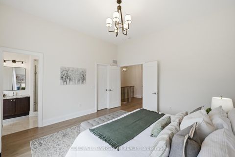 Photo 22 at 9414 Bayview Avenue, Observatory, Richmond Hill