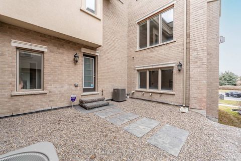 Photo 31 at 9414 Bayview Avenue, Observatory, Richmond Hill