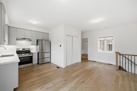 Photo 37 at 9414 Bayview Avenue, Observatory, Richmond Hill