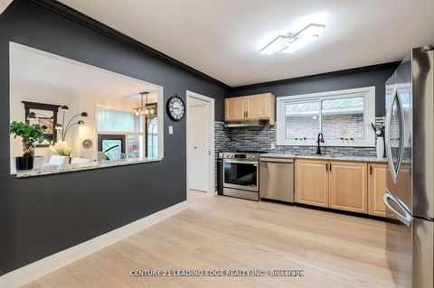 Photo 14 at 112 Wyndcliff Crescent, Victoria Village, Toronto