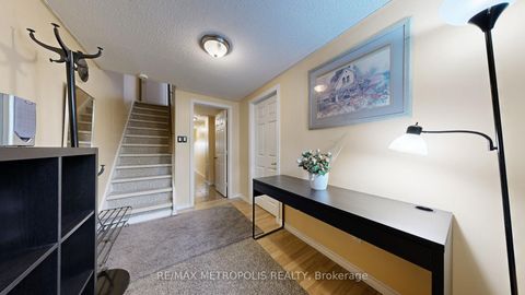 Photo 27 at 13 - 13 Candy Court Way, Newtonbrook West, Toronto