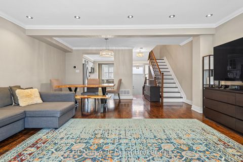 Photo 10 at 211 Woodbridge Avenue, West Woodbridge, Vaughan