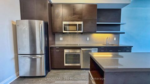 Photo 7 at 615 - 399 Spring Garden Avenue, Willowdale East, Toronto
