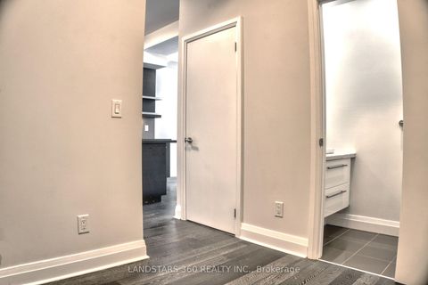 Photo 15 at 615 - 399 Spring Garden Avenue, Willowdale East, Toronto