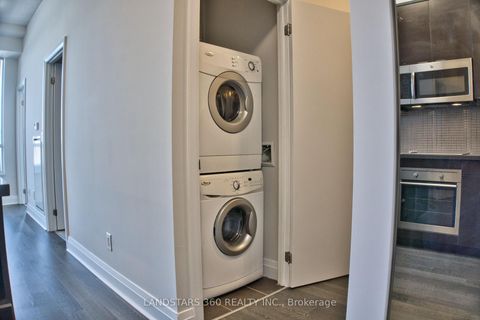 Photo 18 at 615 - 399 Spring Garden Avenue, Willowdale East, Toronto