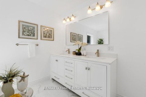 Photo 27 at 290 Bathurst Street, Bellwoods, Toronto