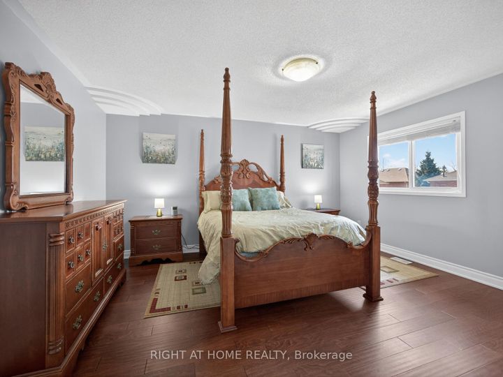 Photo 22 at 7068 Rosehurst Drive, Lisgar, Mississauga