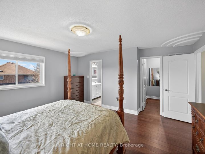 Photo 23 at 7068 Rosehurst Drive, Lisgar, Mississauga