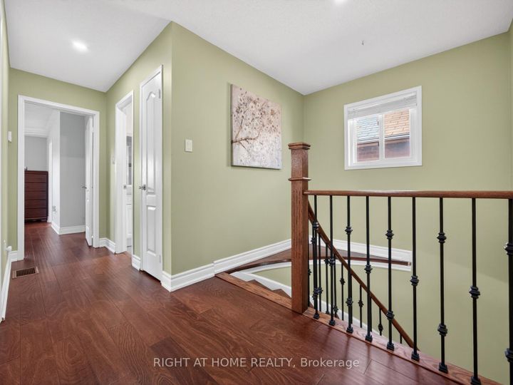 Photo 31 at 7068 Rosehurst Drive, Lisgar, Mississauga