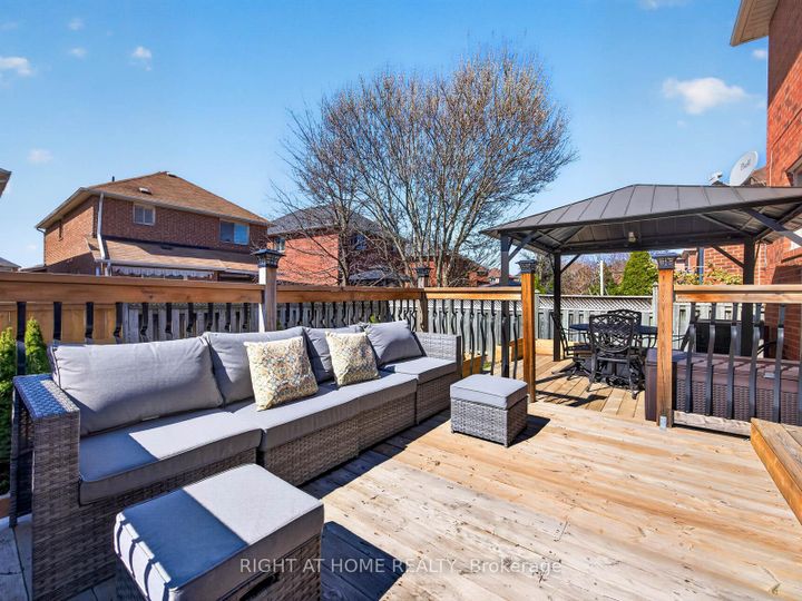 Photo 36 at 7068 Rosehurst Drive, Lisgar, Mississauga