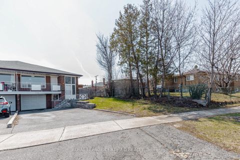 Photo 1 at 7256 Lancaster Avenue S, Malton, Mississauga