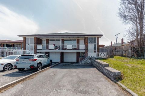Photo 2 at 7256 Lancaster Avenue S, Malton, Mississauga