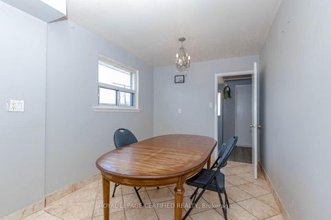 Photo 26 at 7256 Lancaster Avenue S, Malton, Mississauga