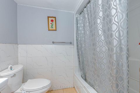 Photo 39 at 7256 Lancaster Avenue S, Malton, Mississauga