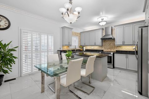 Photo 14 at 130 Greenview Circle, Rural Vaughan, Vaughan