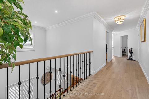 Photo 25 at 130 Greenview Circle, Rural Vaughan, Vaughan