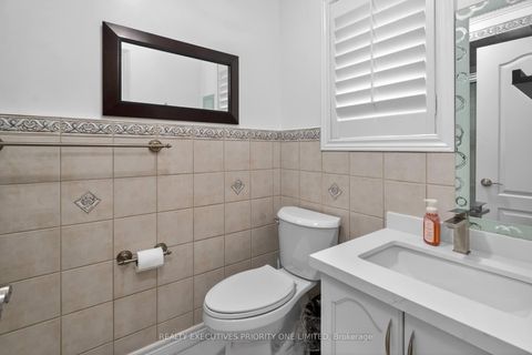 Photo 37 at 130 Greenview Circle, Rural Vaughan, Vaughan