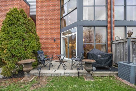 Photo 1 at TH #10 - 100 Arbors Lane, West Woodbridge, Vaughan