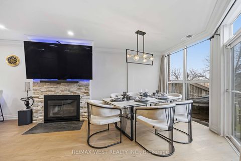 Photo 11 at TH #10 - 100 Arbors Lane, West Woodbridge, Vaughan