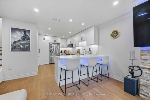 Photo 13 at TH #10 - 100 Arbors Lane, West Woodbridge, Vaughan