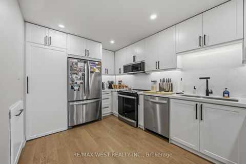 Photo 14 at TH #10 - 100 Arbors Lane, West Woodbridge, Vaughan