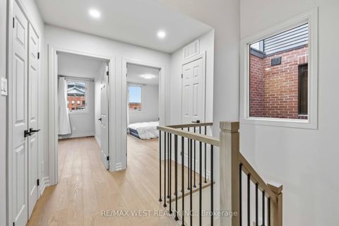 Photo 33 at TH #10 - 100 Arbors Lane, West Woodbridge, Vaughan