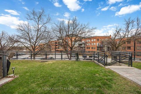 Photo 46 at TH #10 - 100 Arbors Lane, West Woodbridge, Vaughan