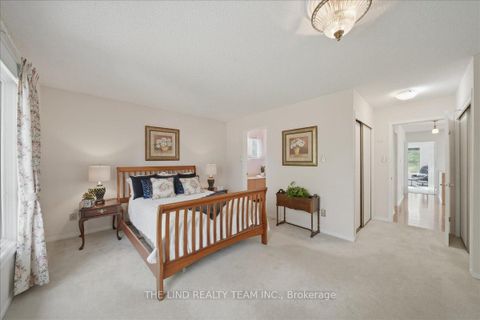 Photo 16 at 17 April Gardens, Aurora Heights, Aurora