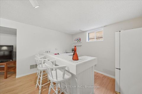 Photo 28 at 17 April Gardens, Aurora Heights, Aurora