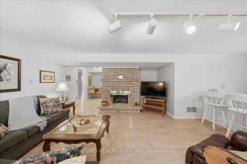 Photo 30 at 17 April Gardens, Aurora Heights, Aurora