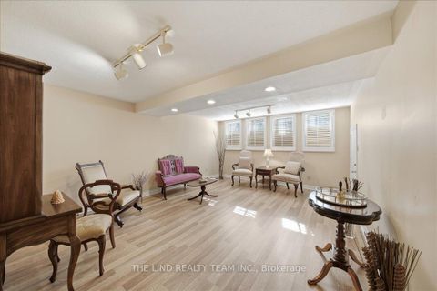 Photo 33 at 17 April Gardens, Aurora Heights, Aurora