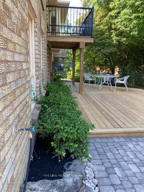 Photo 46 at 17 April Gardens, Aurora Heights, Aurora