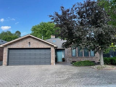 Photo 48 at 17 April Gardens, Aurora Heights, Aurora