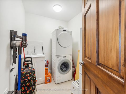 Photo 23 at 604 - 7 Townsgate Drive, Yorkhill, Vaughan