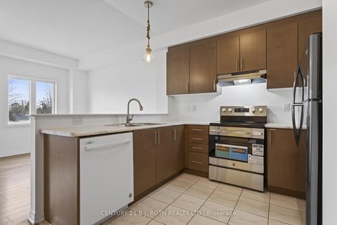 Photo 7 at 17 BEDFORD ESTATES Crescent, Bayshore, Barrie