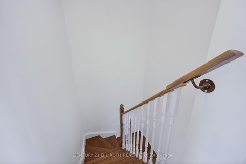 Photo 16 at 17 BEDFORD ESTATES Crescent, Bayshore, Barrie