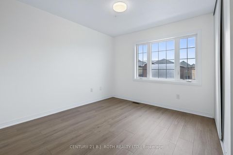 Photo 23 at 17 BEDFORD ESTATES Crescent, Bayshore, Barrie